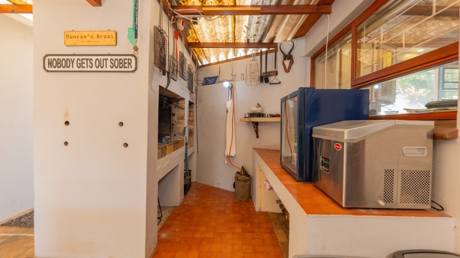 5 Bedroom Property for Sale in Bredasdorp Western Cape